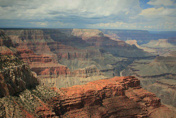 Sunlight filter on the Grand Canyon